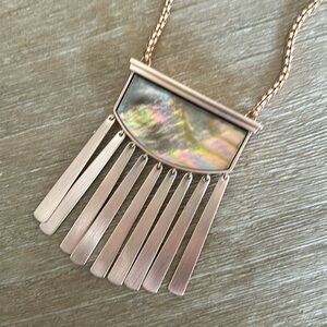 Kendra scott statement necklace